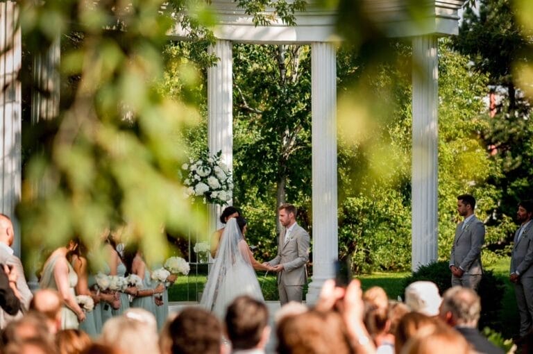 10+ Best Wedding Photographers for Paradise Banquet Hall